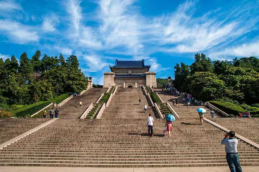 一城山色为君倾——中山陵（作者：王云燕）