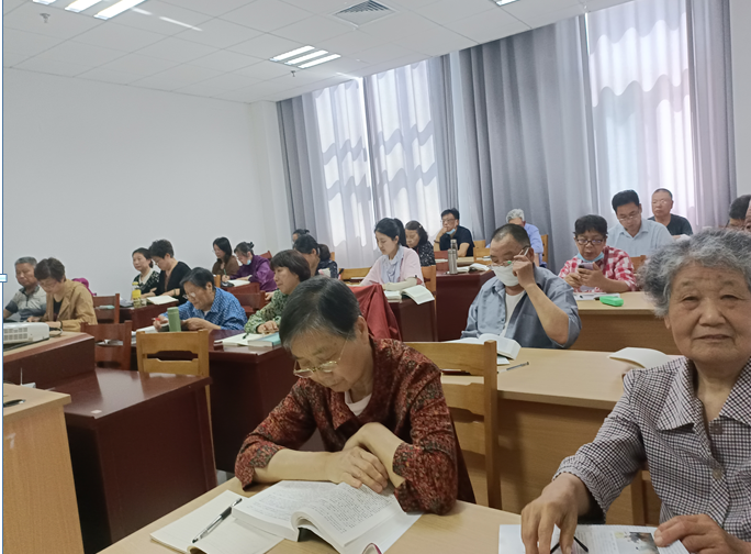 教出古典文学的魅力——邳州老年大学晏文军老师 ：王以太