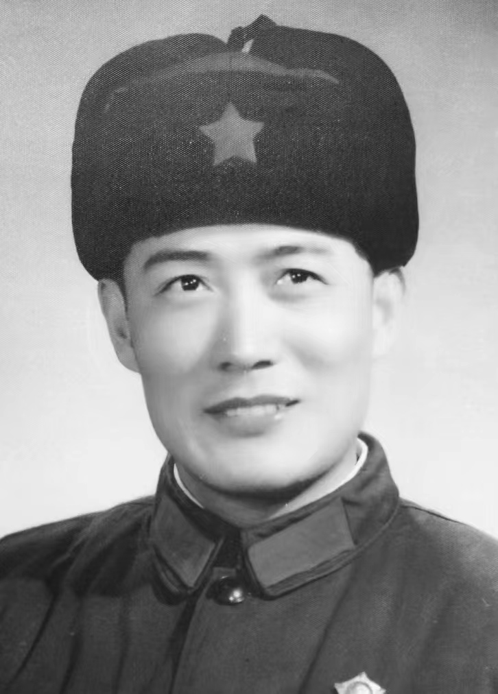 军歌伴我走天涯  ——庆祝中国人民解放军建军95周年（作者：董忠全）