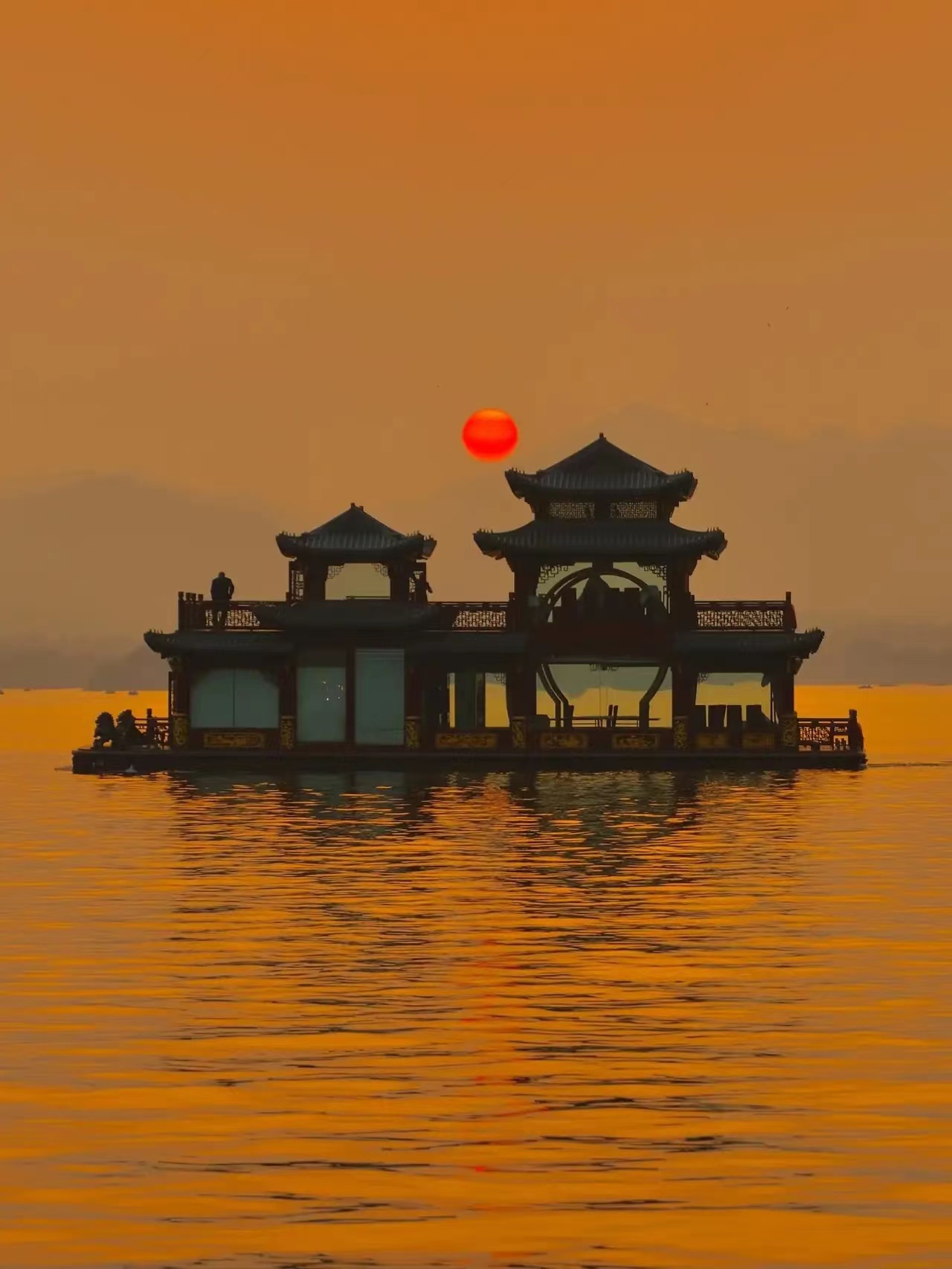 春日抒怀：二（作者：胡振遐）