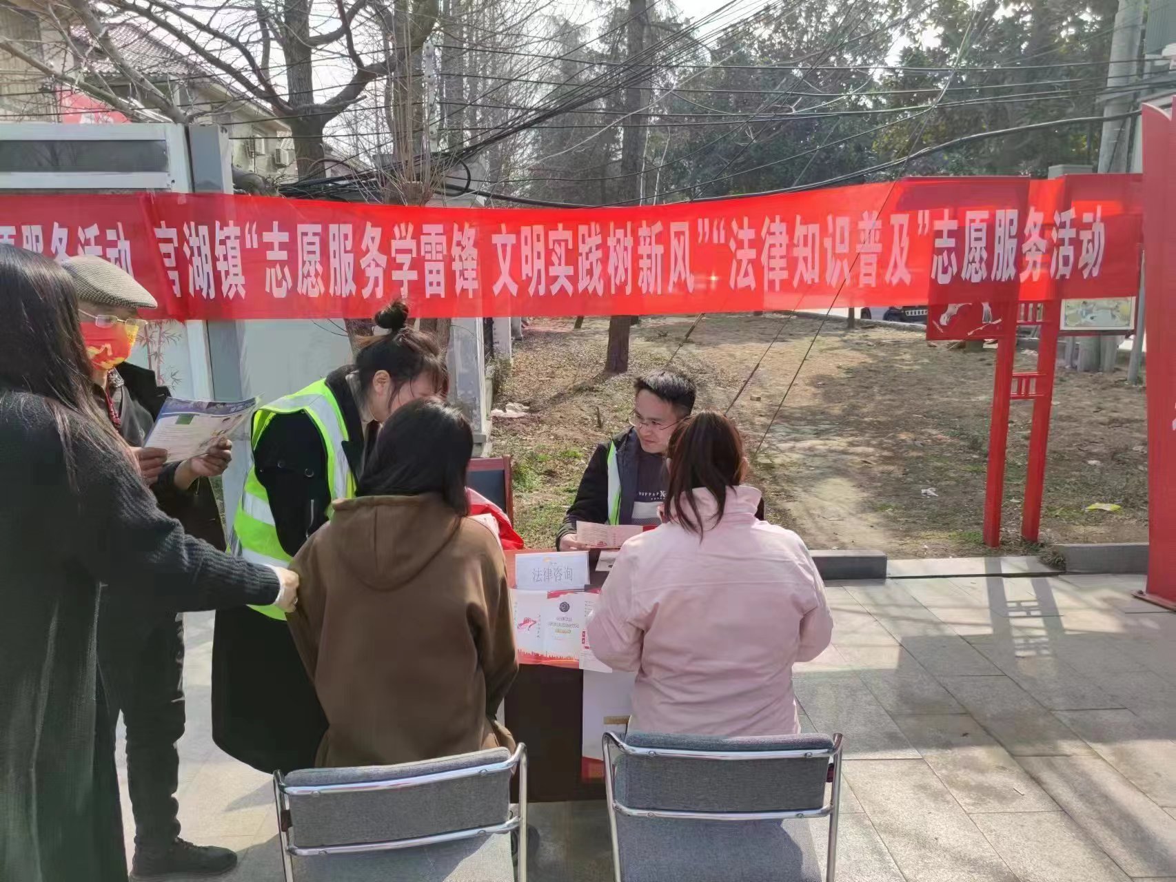 邳州市开展“文明邳州，志愿有我”学雷锋主题活动（ 作者:李昂)