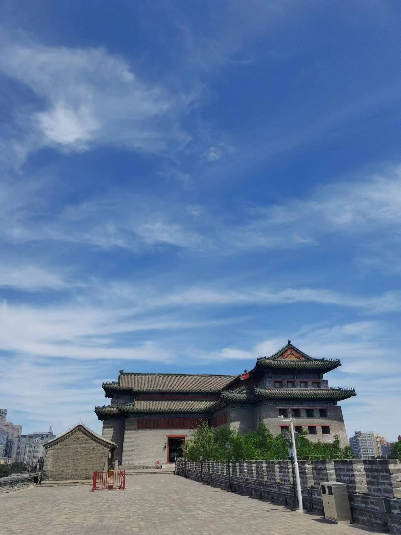 游北京明城墙遗址（作者：顾遵亚）