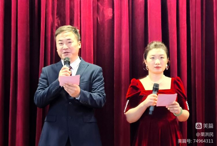 江昕公司载歌载舞庆“七一”  （文/摄影：栗洪民）