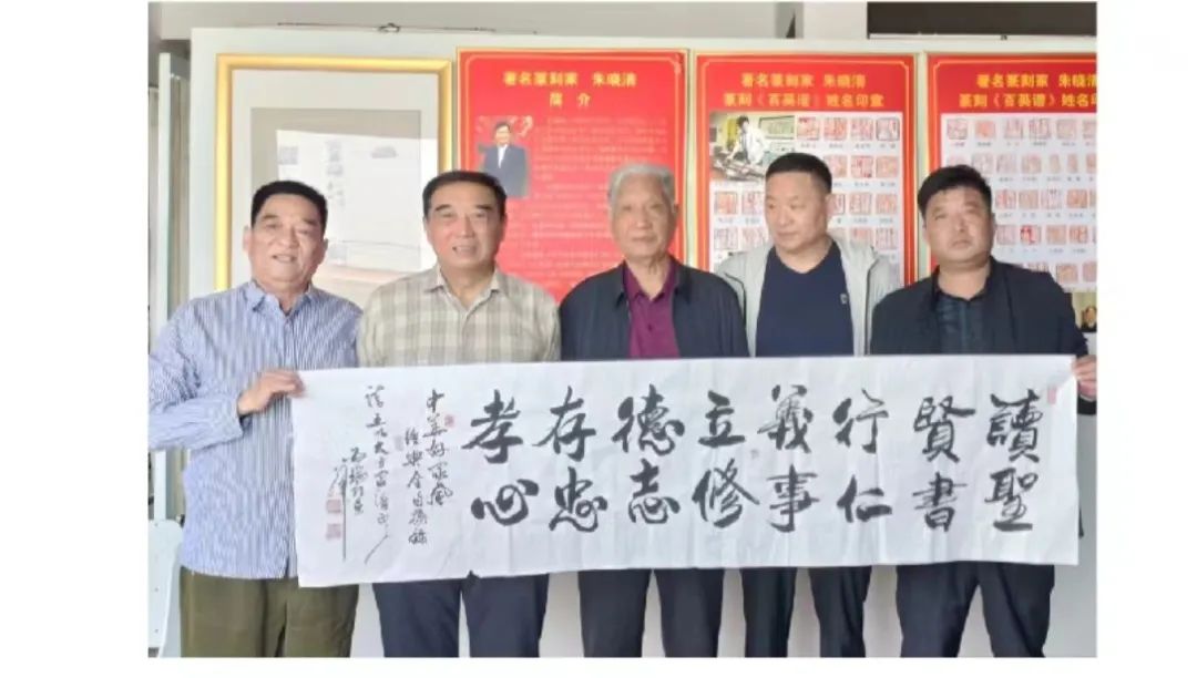 金风升瑞气 丹桂映荣光—走进海峡两岸文化交流艺术馆瑞荣斋 （作者：王以太）