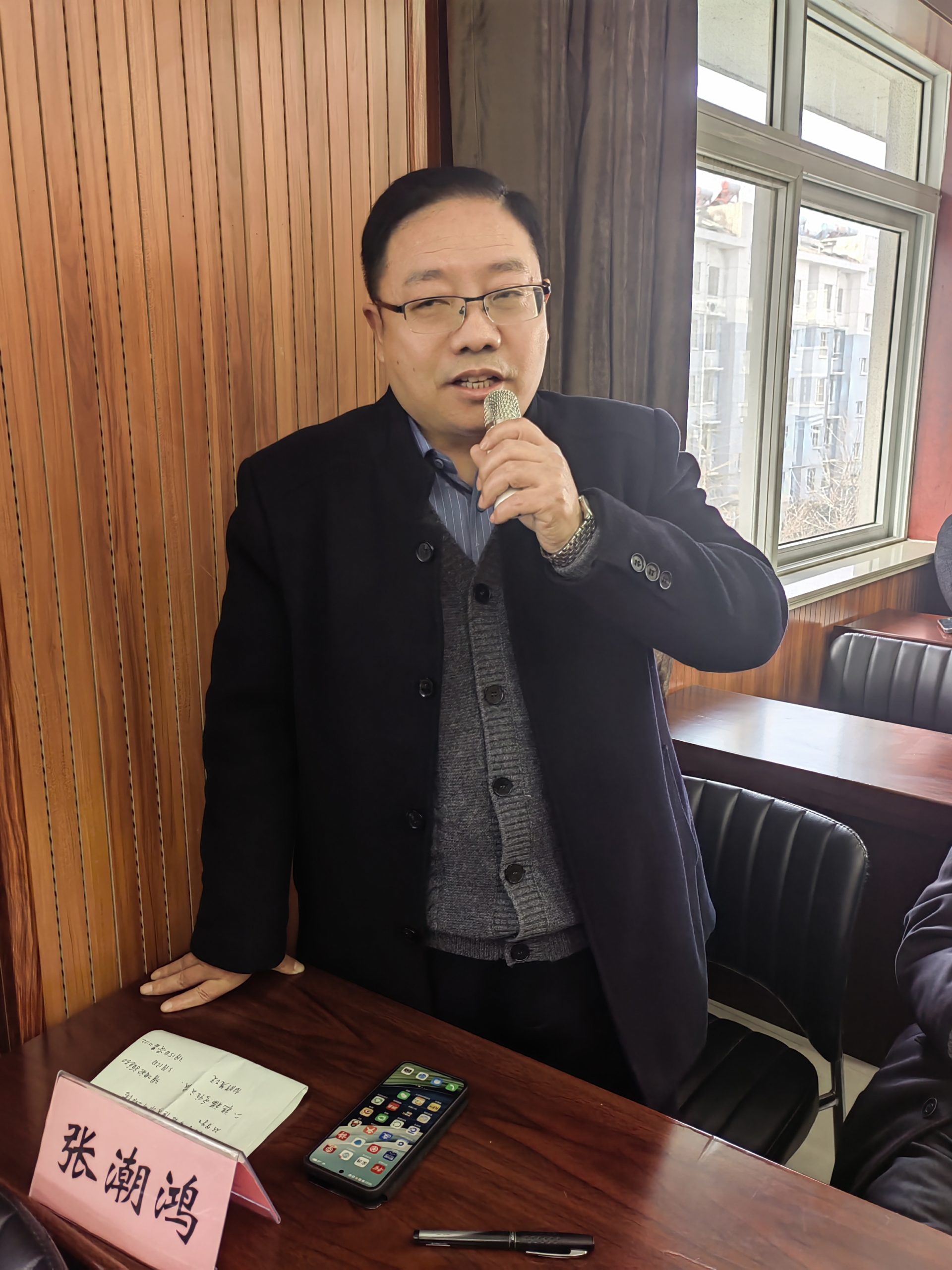 龙年飚雄风  传奇更精彩  （作者：黄兴洲）