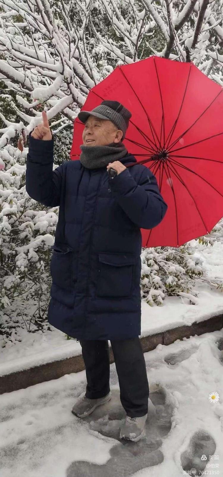瞬间（文、摄影/朱伯荣、陈正平）