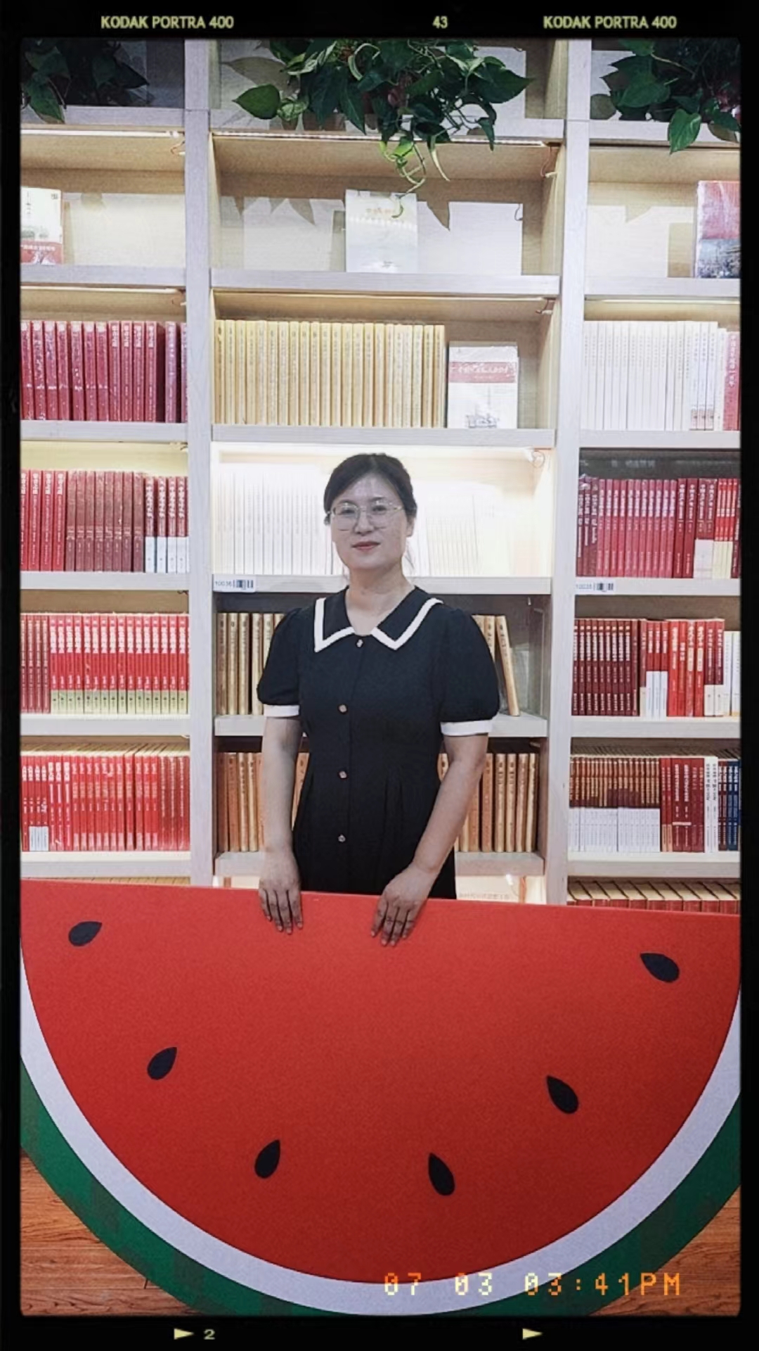 桔子花开       作者：吴燕茹