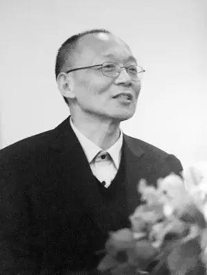 一门三兄弟个个是院士 80字家训传承百年