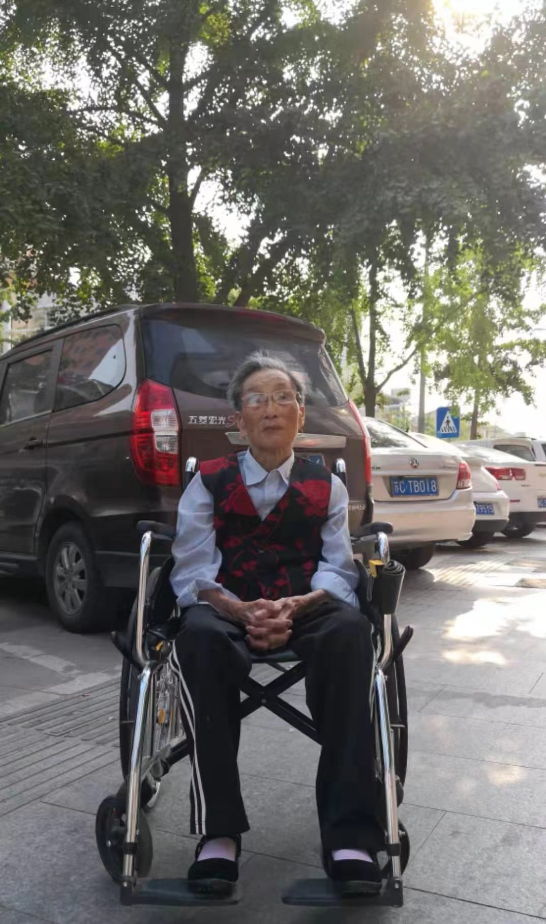 祭奠母亲去世五周年      