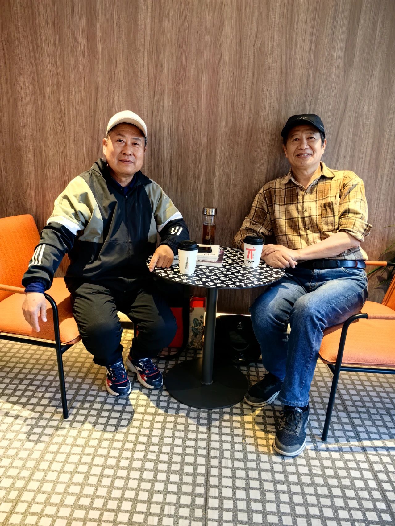 退休后顾遵亚以乡土为墨，书写家乡文化根脉