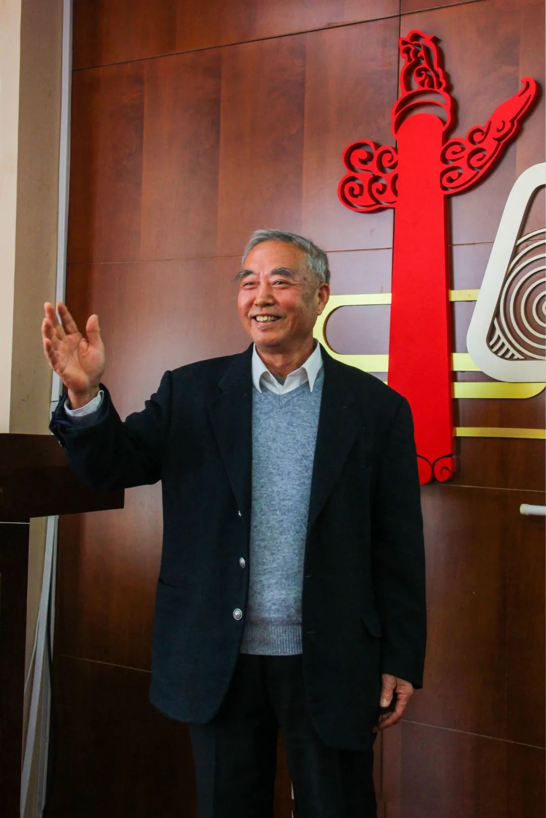 赠人玫瑰，手有余香